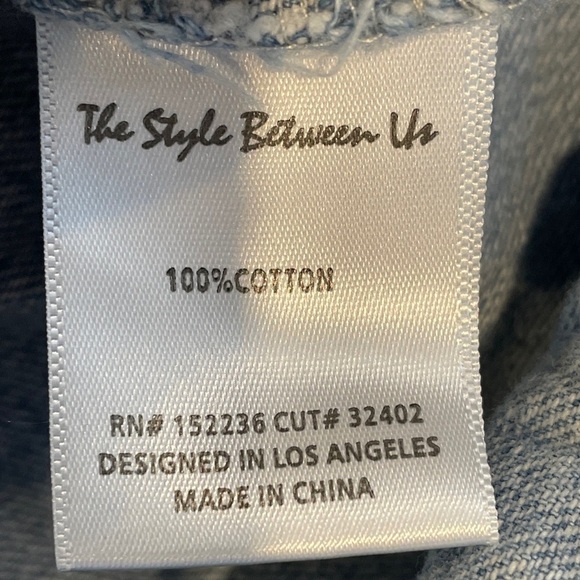 The Style Between Us Jean Jacket Junior Medium Denim - Picture 12 of 16